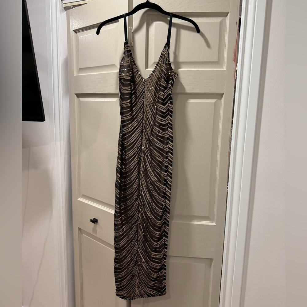 Fashion Nova Black and White Ruched Bodycon Maxi Dress